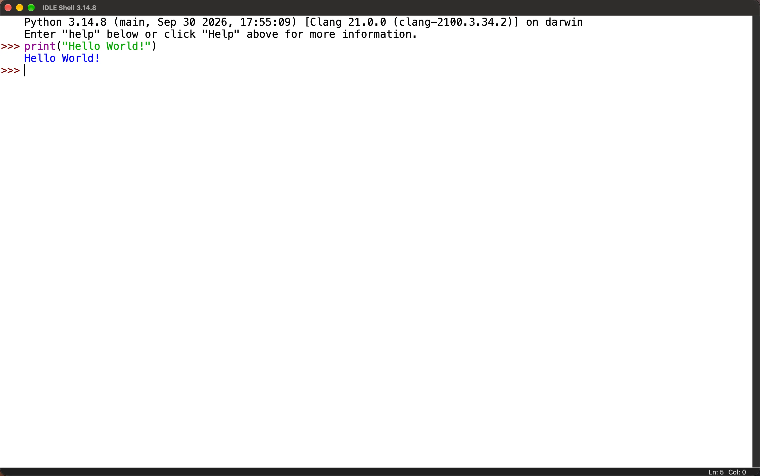 IDLE Shell 3.14.8 auf dem Mac mit der print-Zeile hinter den drei spitzen Klammern und darunter der Ausgabe Hello World